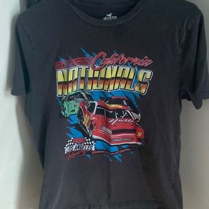 Hollister tee